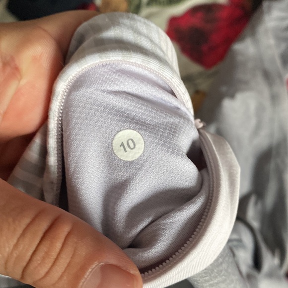 Lululemon Speed Tight - Picture 12 of 12